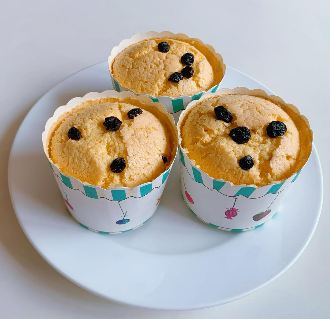 蔓越莓棉花纸杯蛋糕