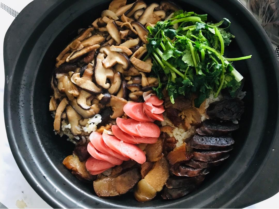 香菇肉末+贵阳腊肉香肠の煲仔饭