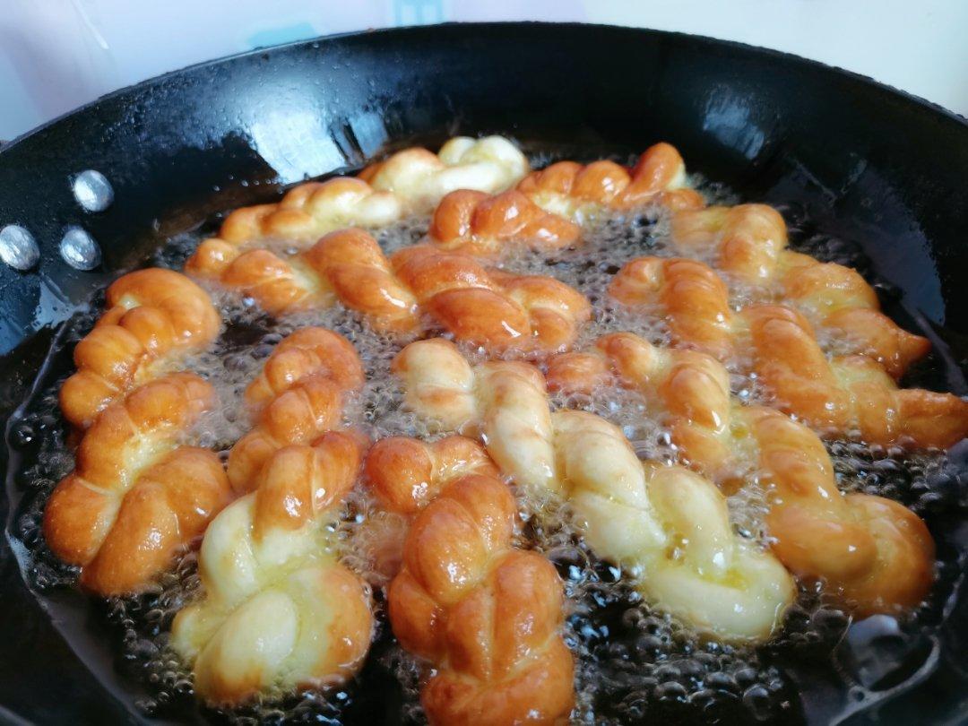 油炸蜂蜜小麻花（早餐小零食都可以）