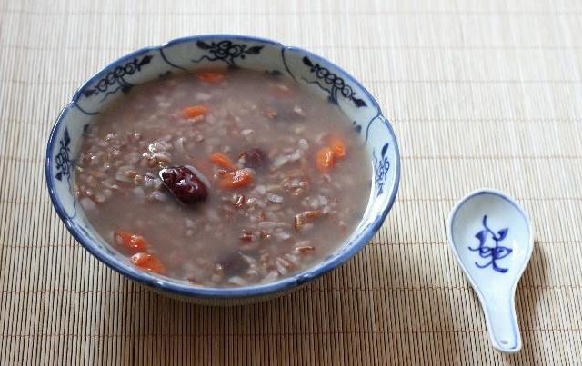 红楼美食—红稻米粥的做法