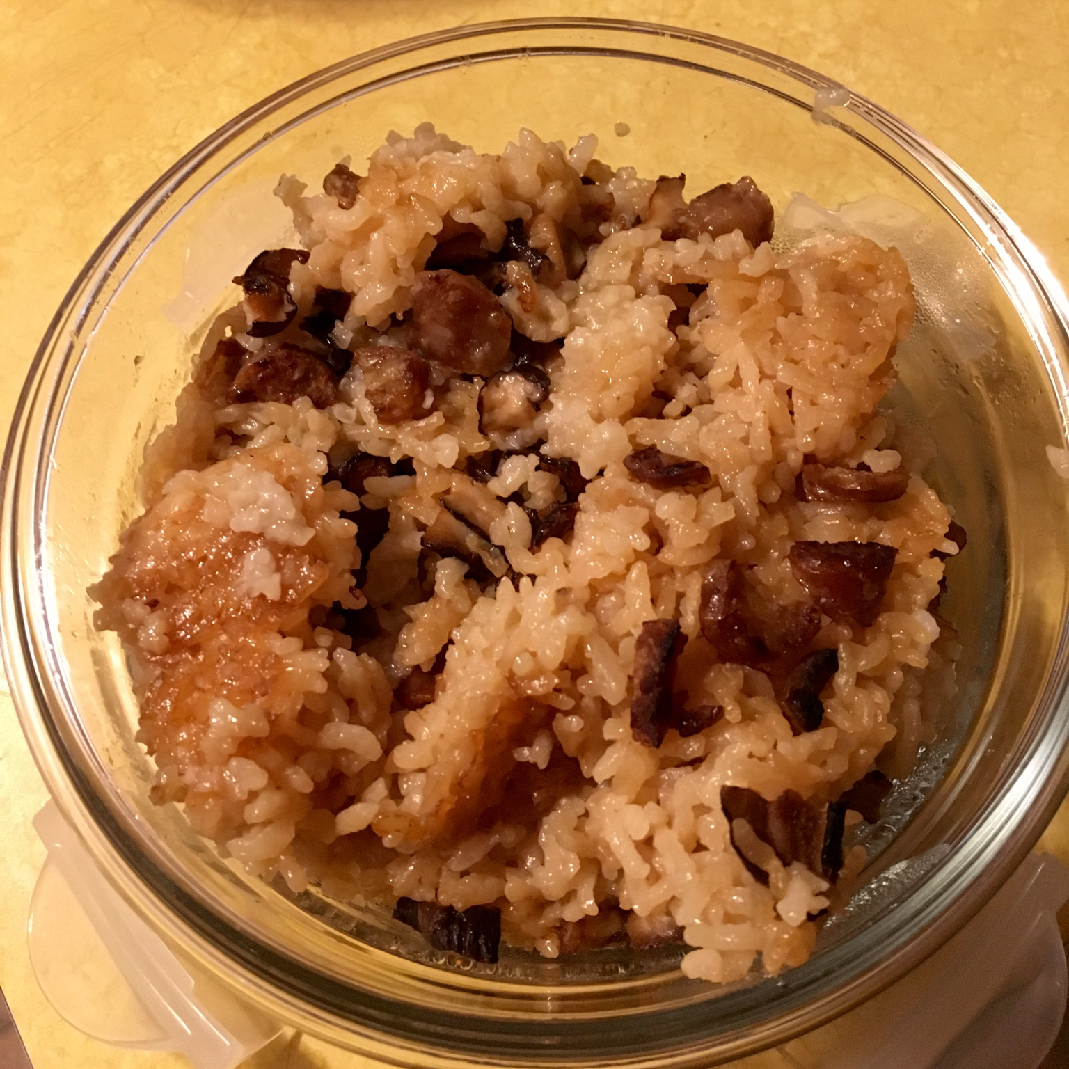 电饭锅版香菇腊肠饭