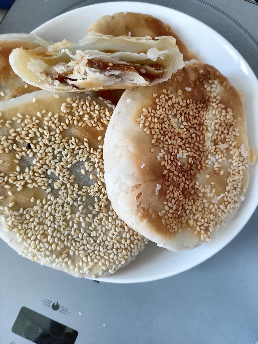 街边印象小吃掉渣红糖酥饼