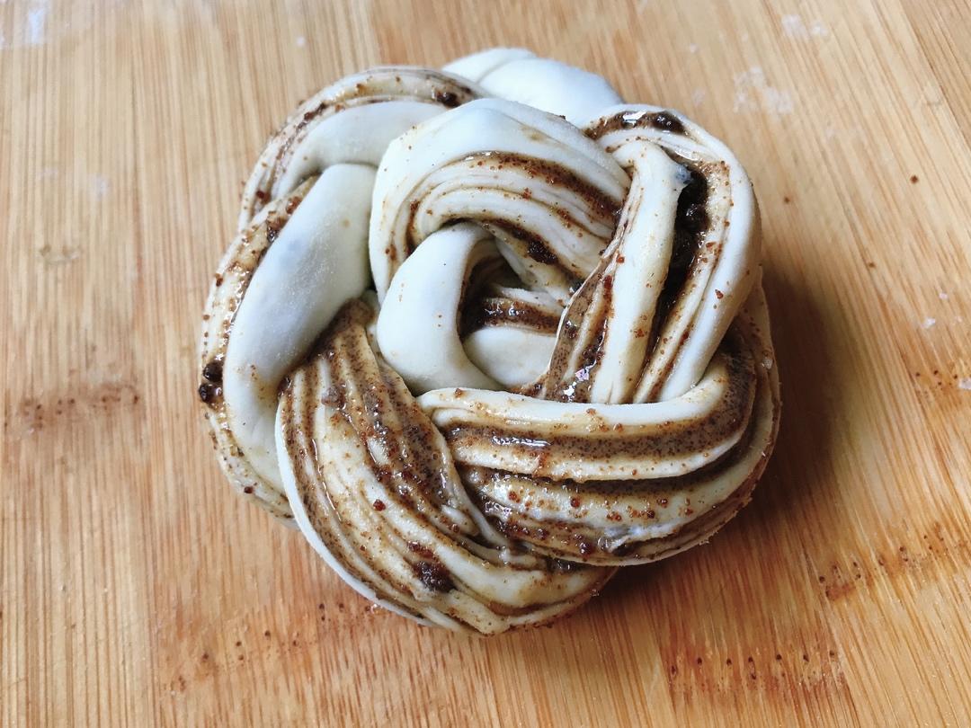 红糖芝麻酱花卷