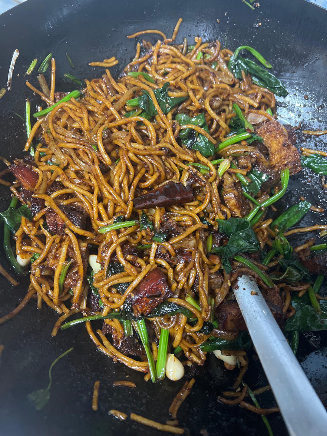 新疆风味的炒黄面（炒拉条子、拉面都可以）