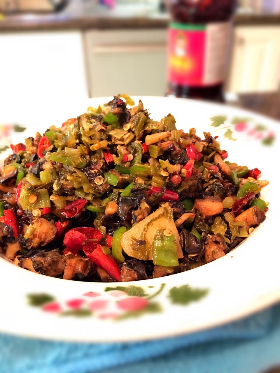 爆炒螺丝肉