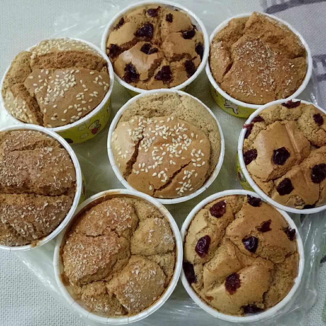 《Tinrry下午茶》教你做杏仁小蛋糕