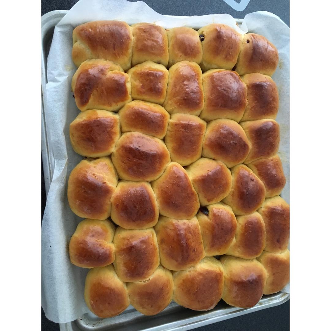 胡萝卜奶油小面包