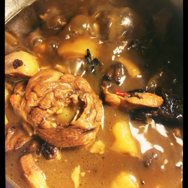 香菇炖鸡汤