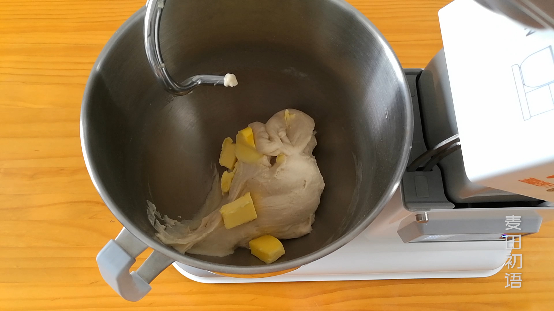 香脆柔软的蜂蜜脆底面包的做法 步骤11