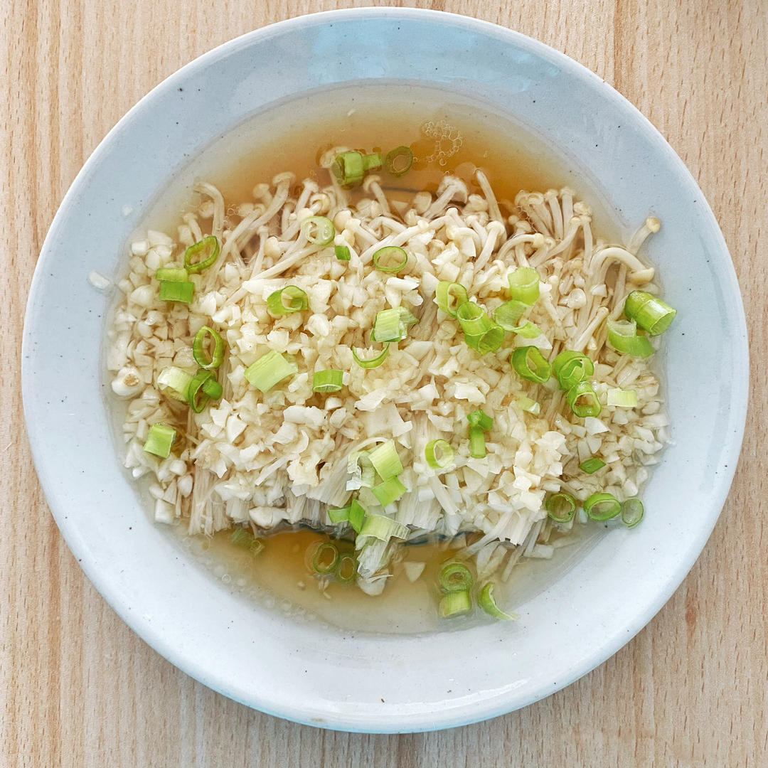 蒜蓉蒸金针菇