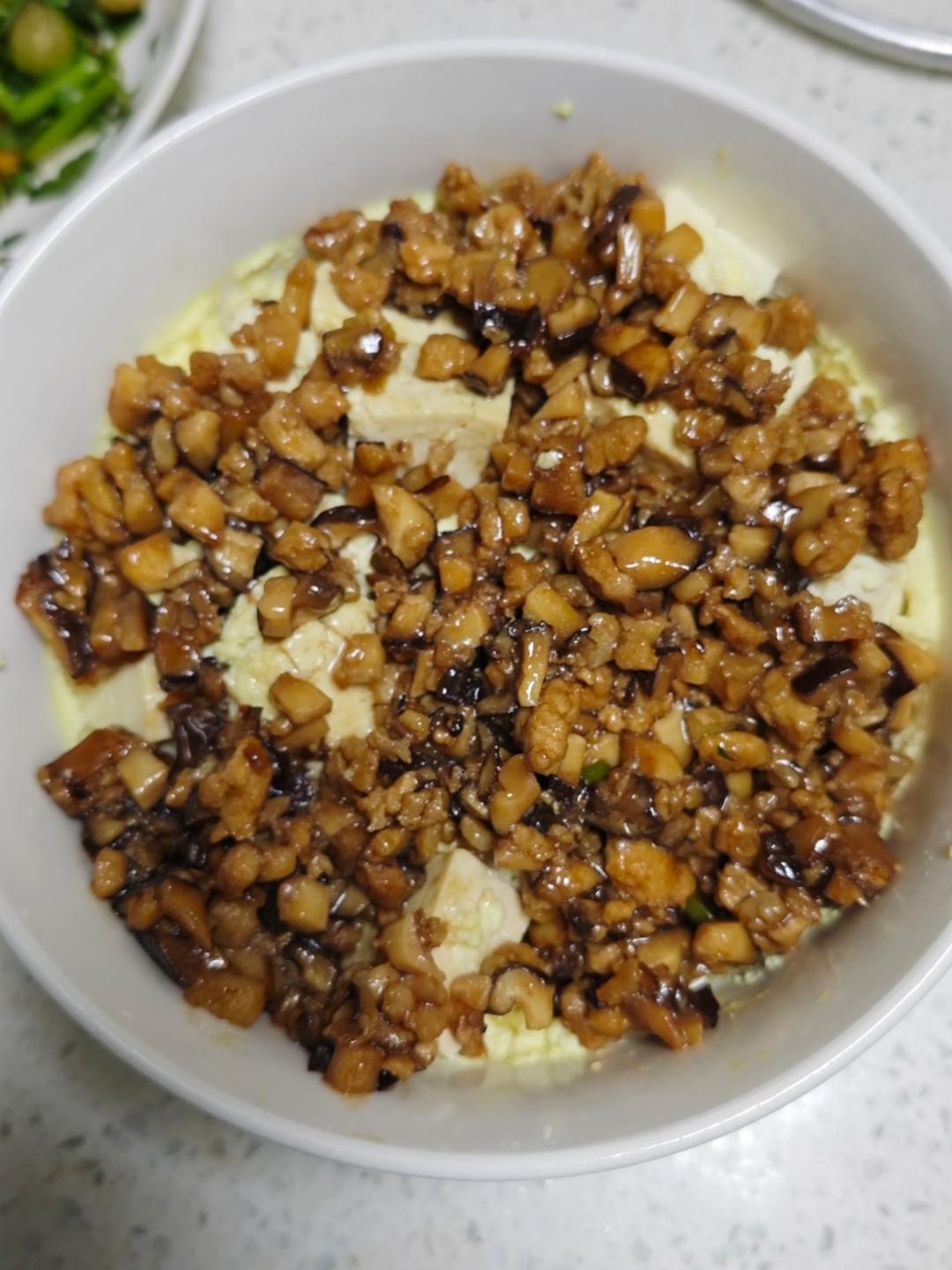 鸡蛋抱豆腐