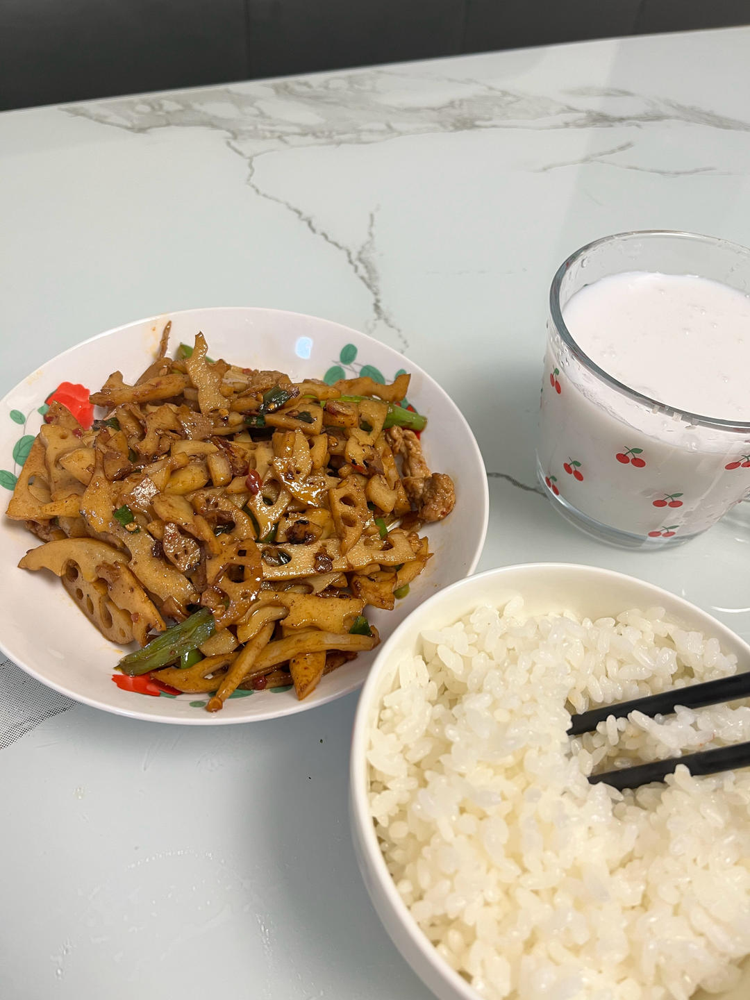 肉炒藕片