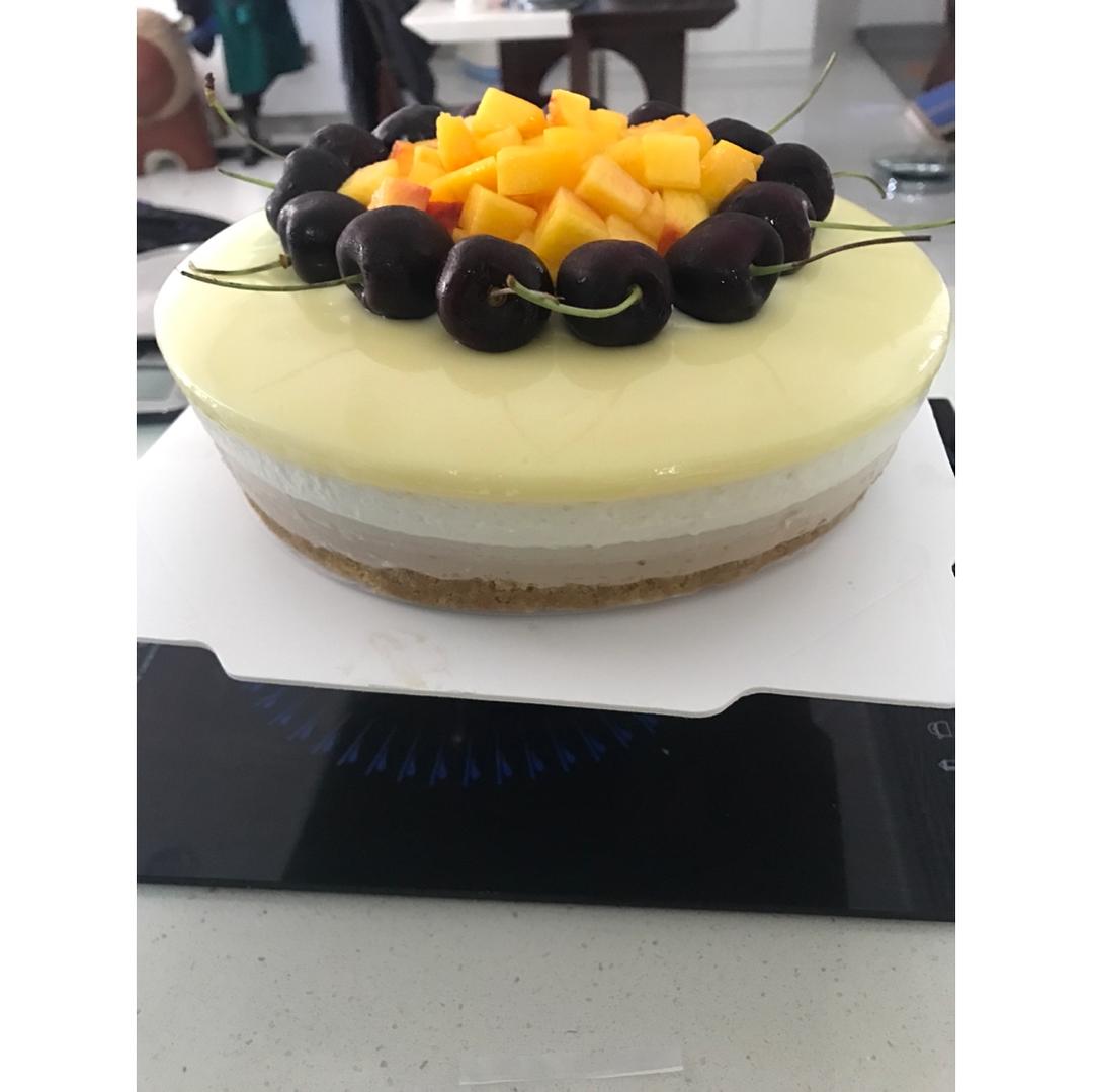 渐变咖啡慕斯配马斯卡彭冻芝士（附白巧克力淋面配方）