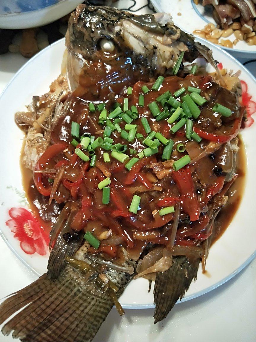 红烧罗非鱼