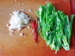 超级下饭的青椒扁豆丝❗️好吃不胖～的做法 步骤3