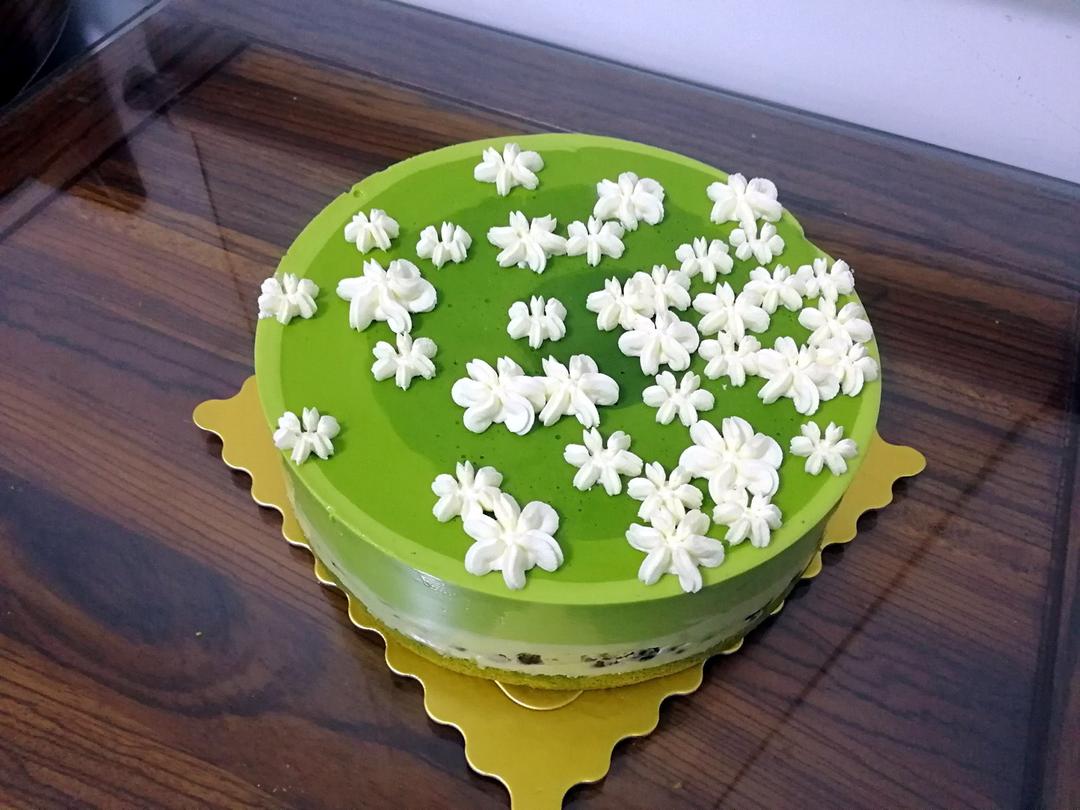 渐变抹茶慕斯蛋糕：我Amanda带着既美又作的抹茶甜点又来了！【曼食慢语】