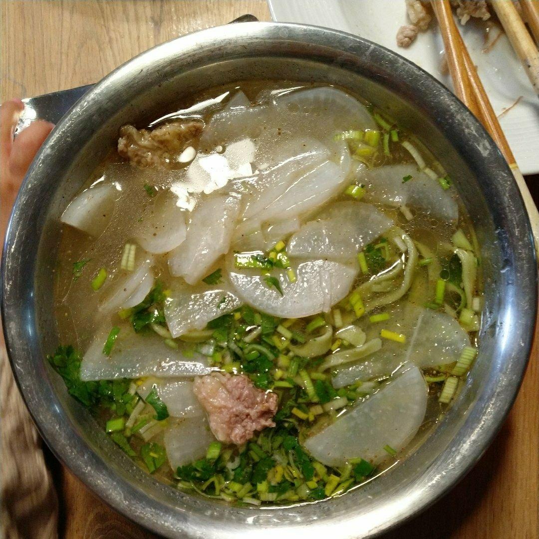 正宗兰州拉面（含拉面、高汤、油泼辣子做法）