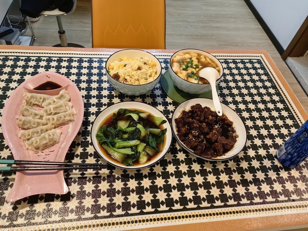 虾仁豆腐煲