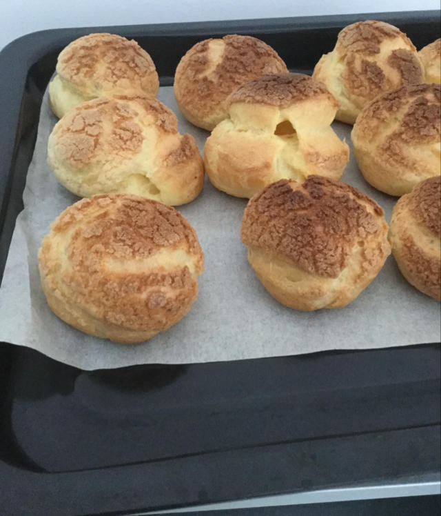 十分美味的酥皮泡芙