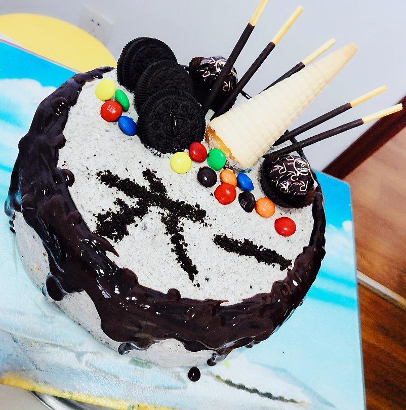 淋面蛋糕（不是最全面但尽可能做到最详细，图片不断更新，也加了很多不是淋面但很漂亮的款式供大家参考）