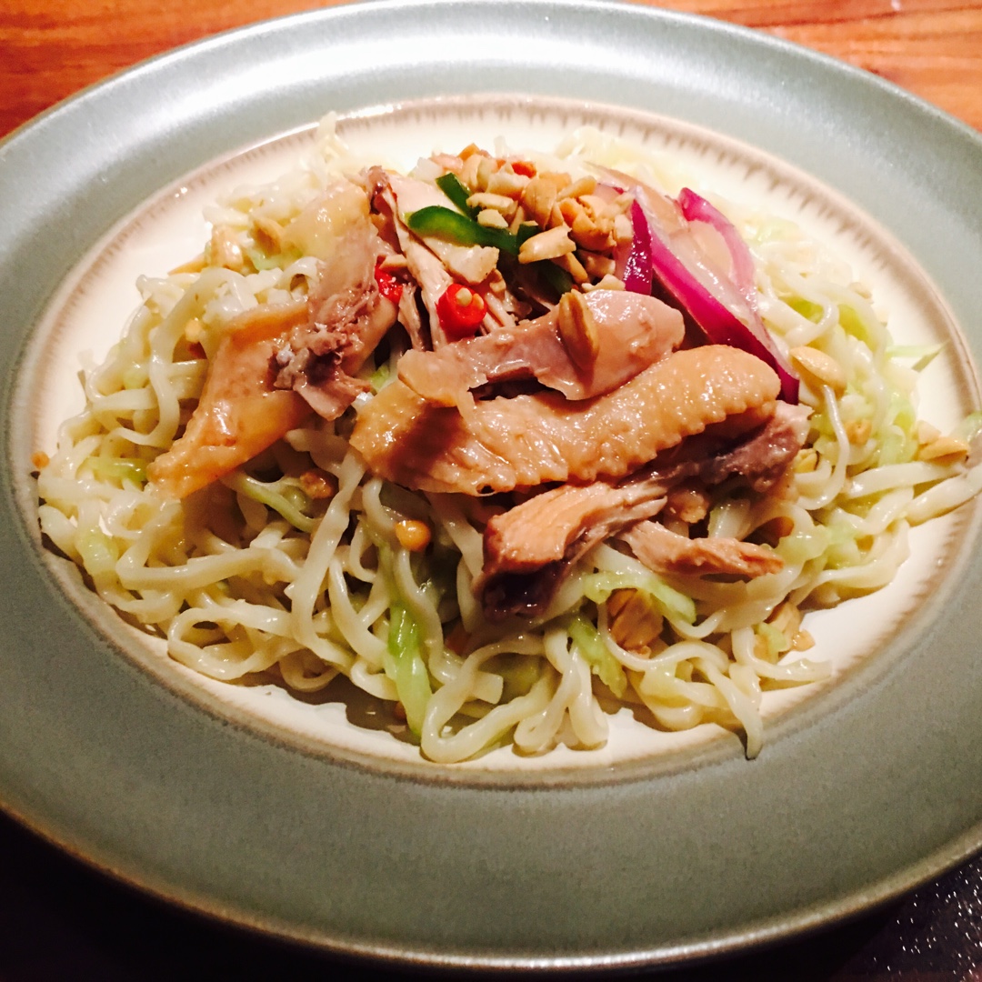 鸡丝凉面