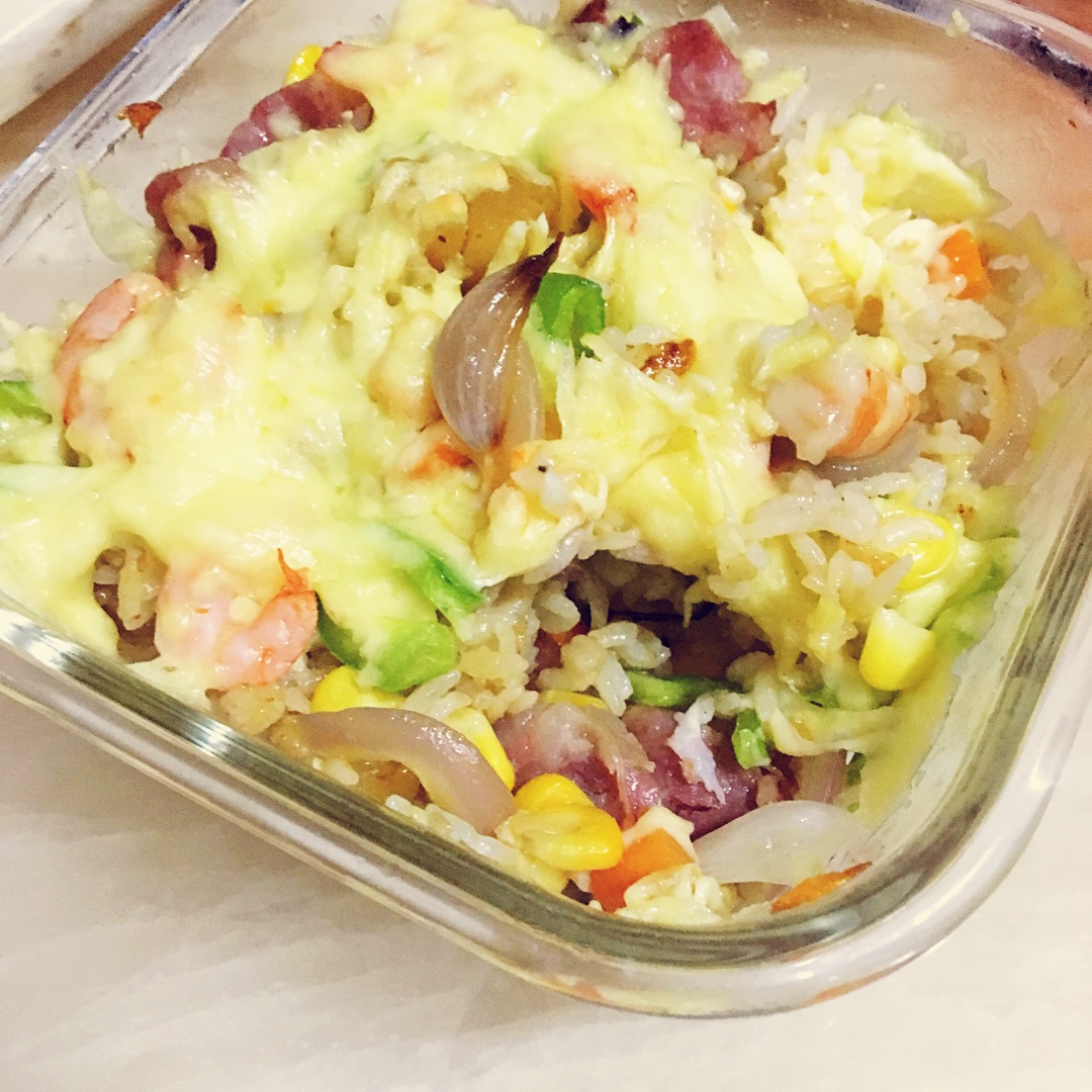 鲜虾培根芝士焗饭