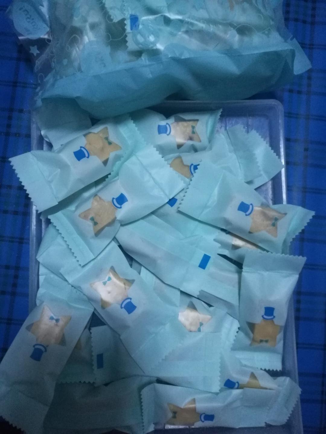 榴莲干坚果牛轧糖