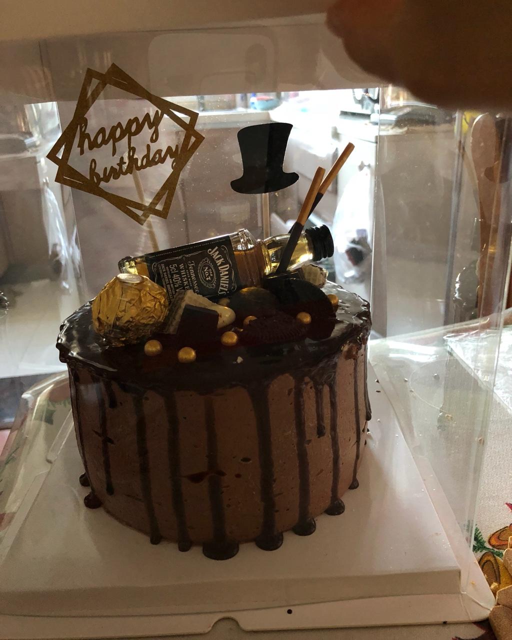 蛋糕淋面：巧克力甘纳许淋面（超美腻超快手）