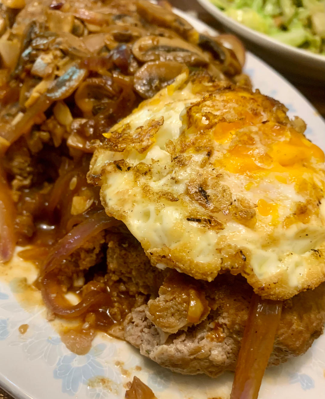 常备餐之好吃多汁的汉堡牛肉饼