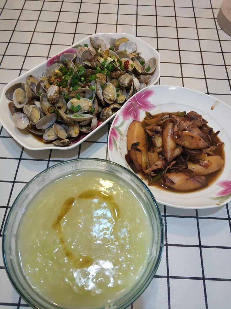 红烧小鱿鱼