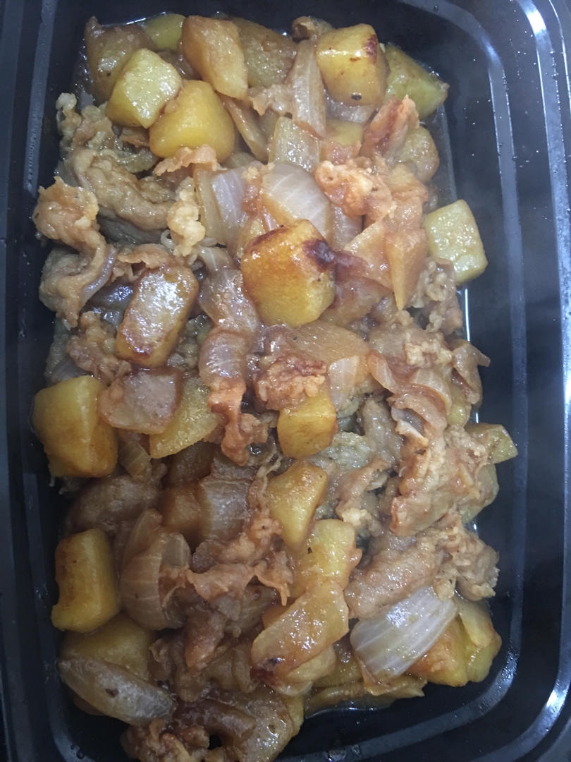 好吃到舔碗底的土豆肥牛拌饭