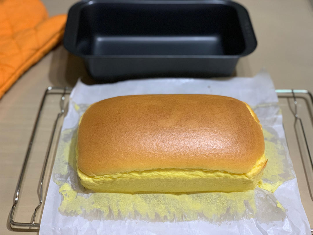 堪比柯基屁股
爆浆芝士🧀古早蛋糕