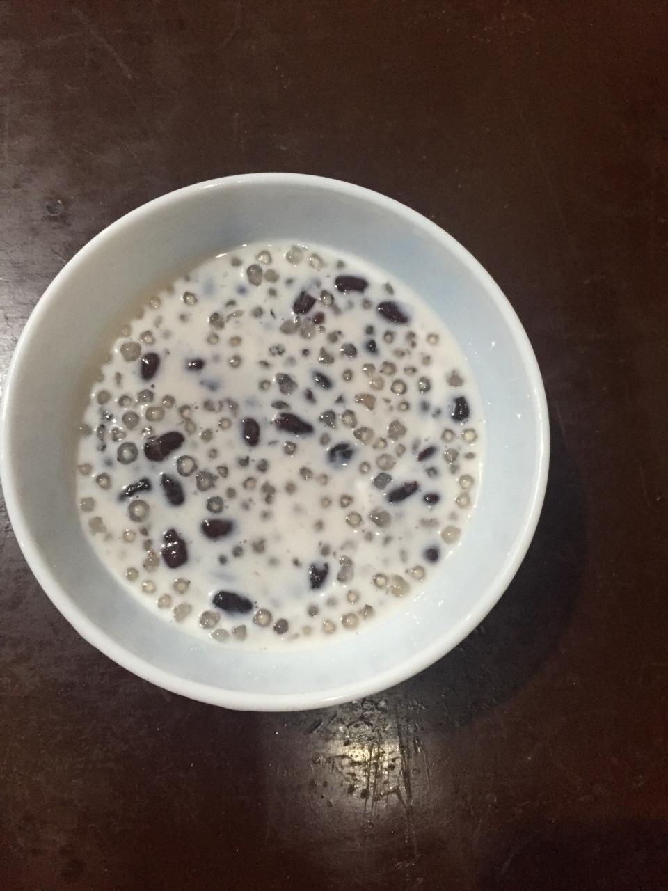 红豆牛奶西米露