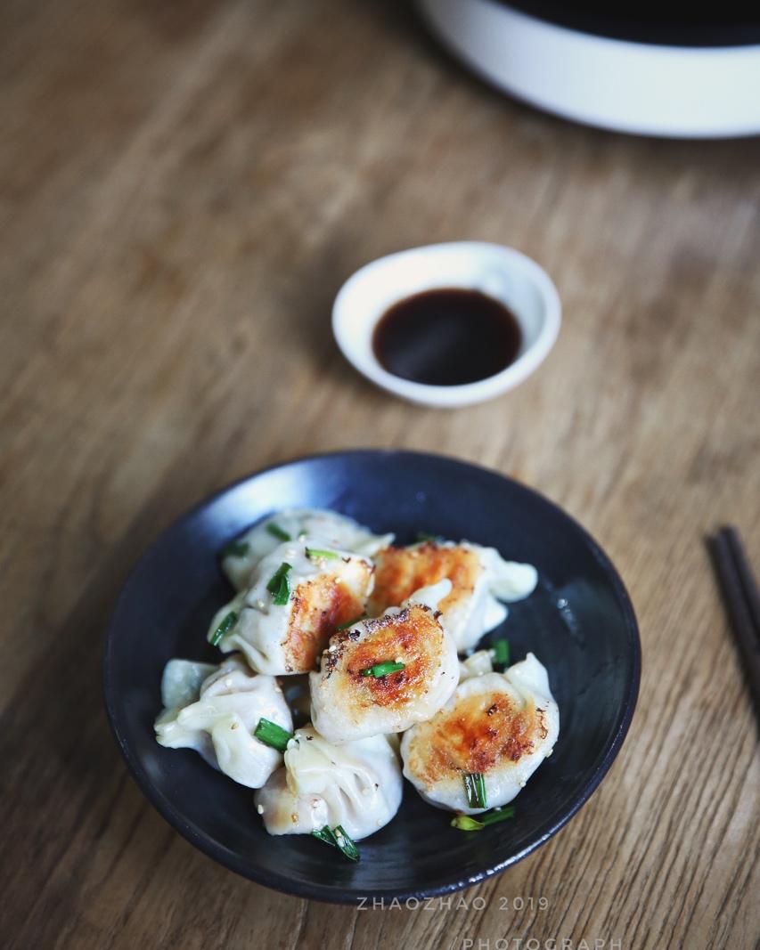 轻轻松松脆底煎饺