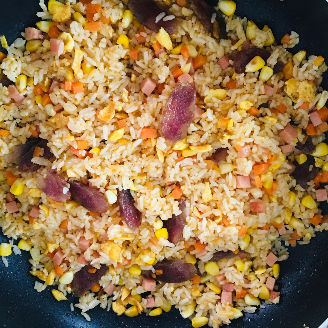 咸蛋什锦炒饭