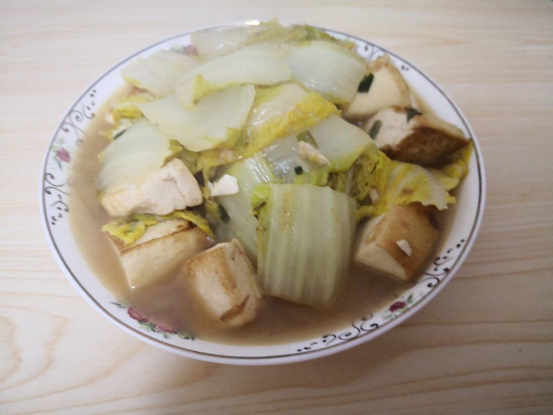 白菜炖冻豆腐