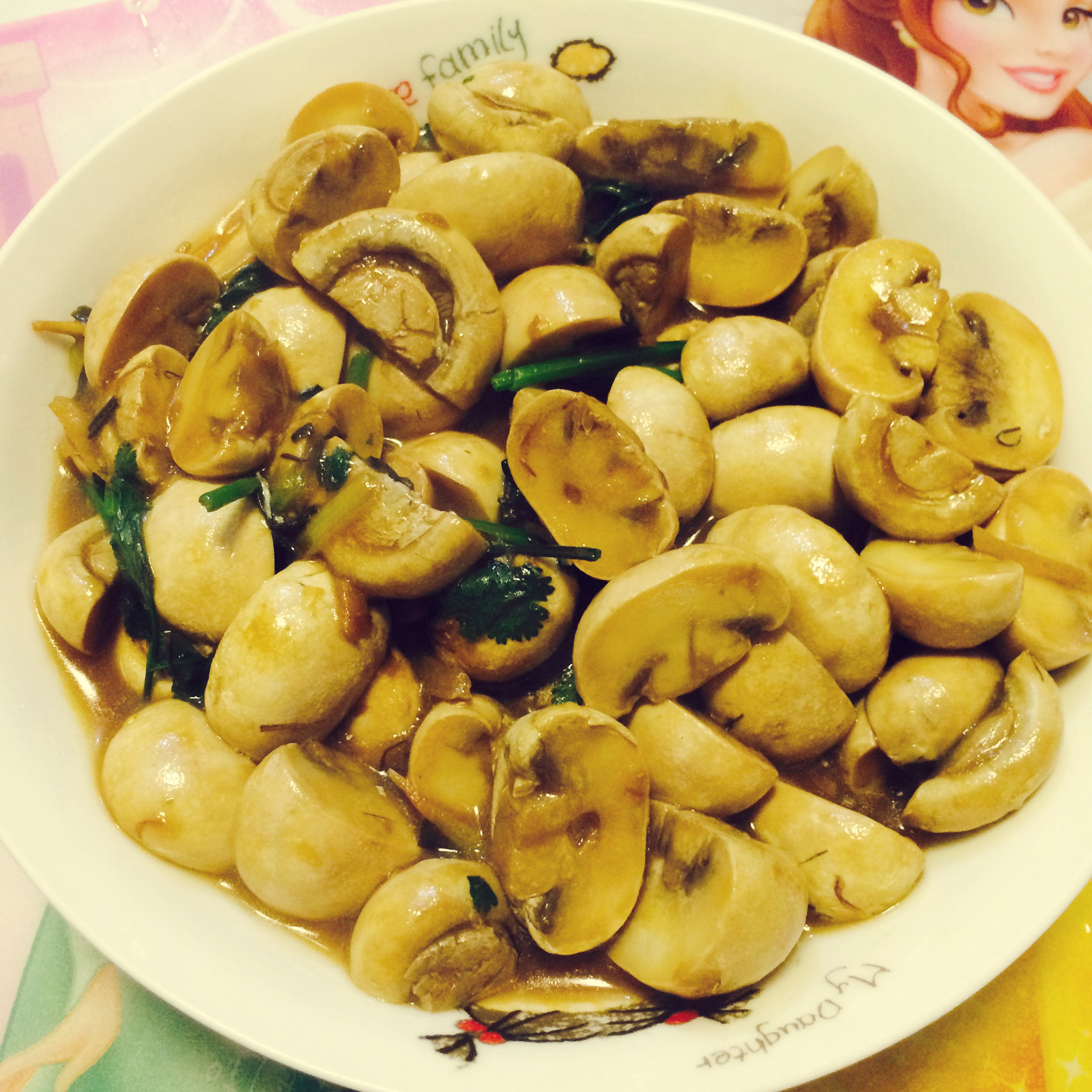 “鲜”美的简单快手菜——素炒鲜口蘑