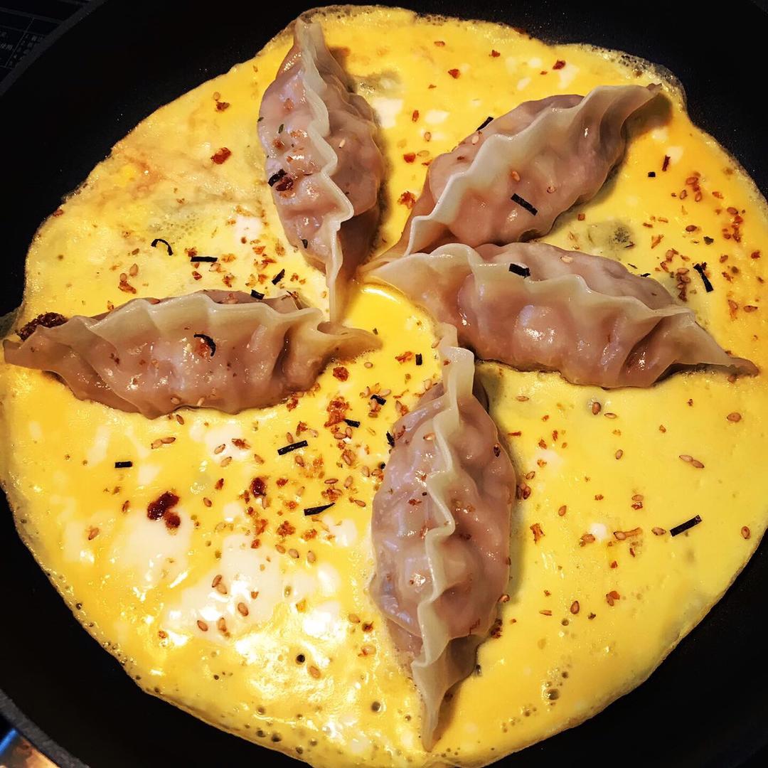 蛋包饺子