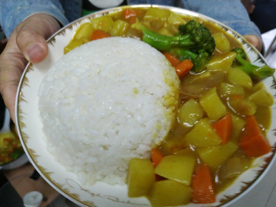 简约日式咖喱饭