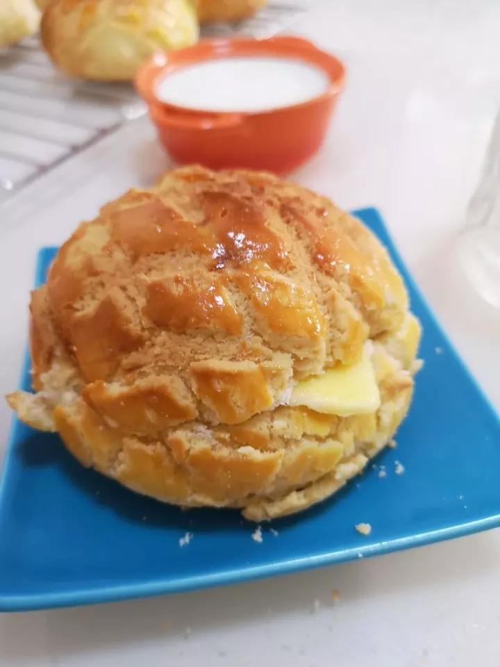 香酥柔软的港式菠萝包