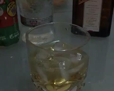 地铁等待（鸡尾酒）的做法 步骤2