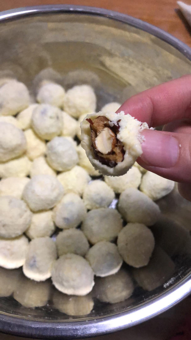 解锁网红～薛记炒货～坚果奶枣