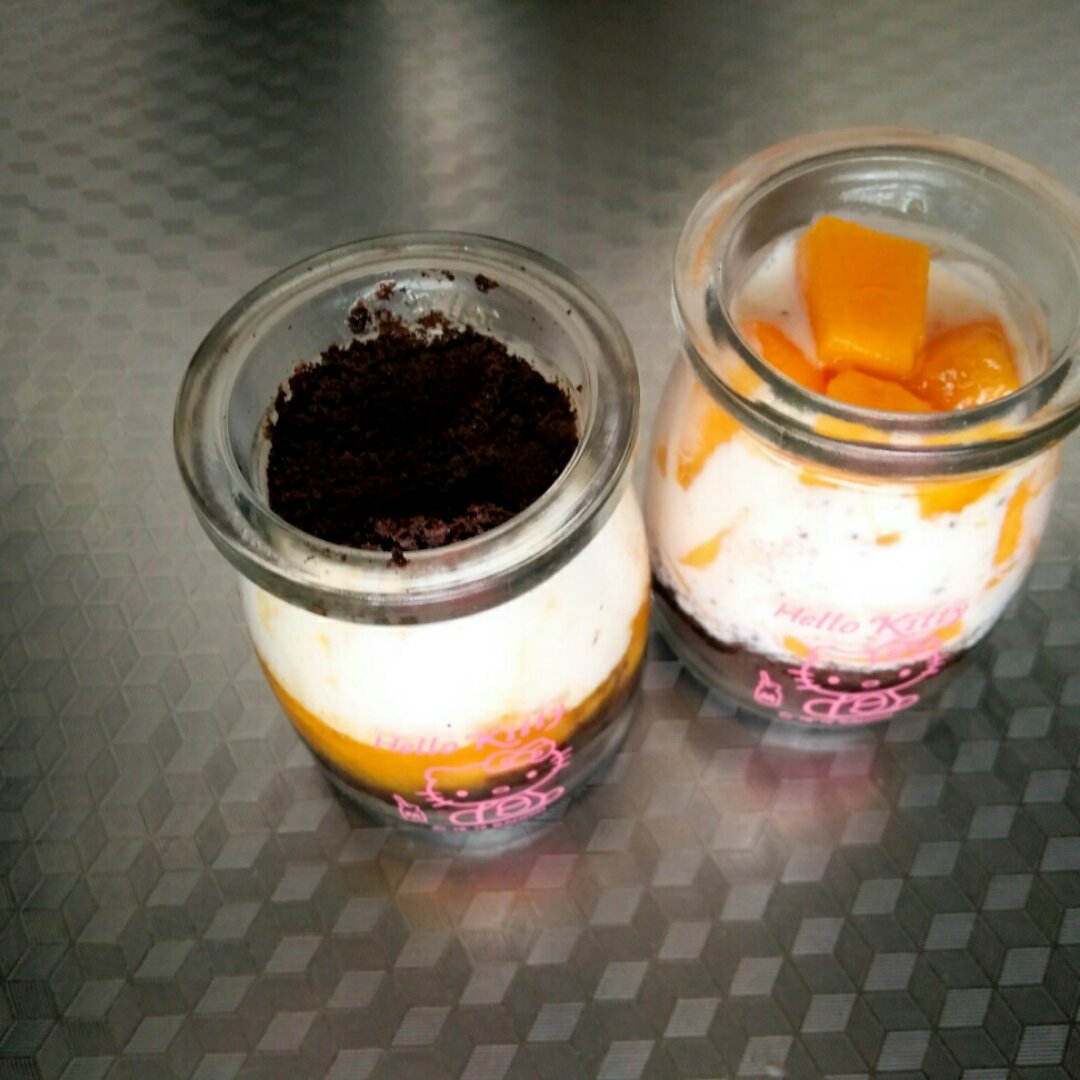 芒果酸奶随心杯