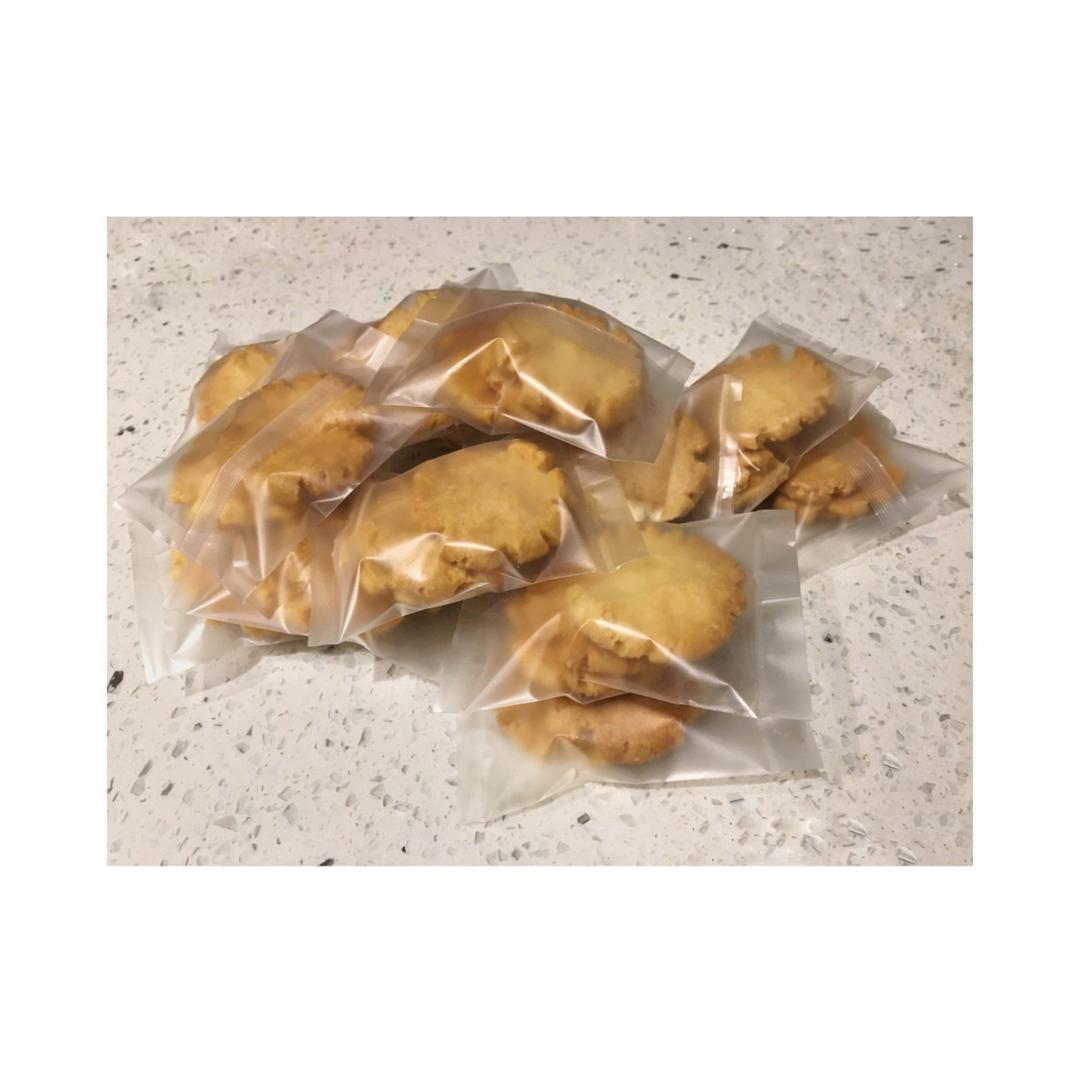 大孔奶酪饼干
