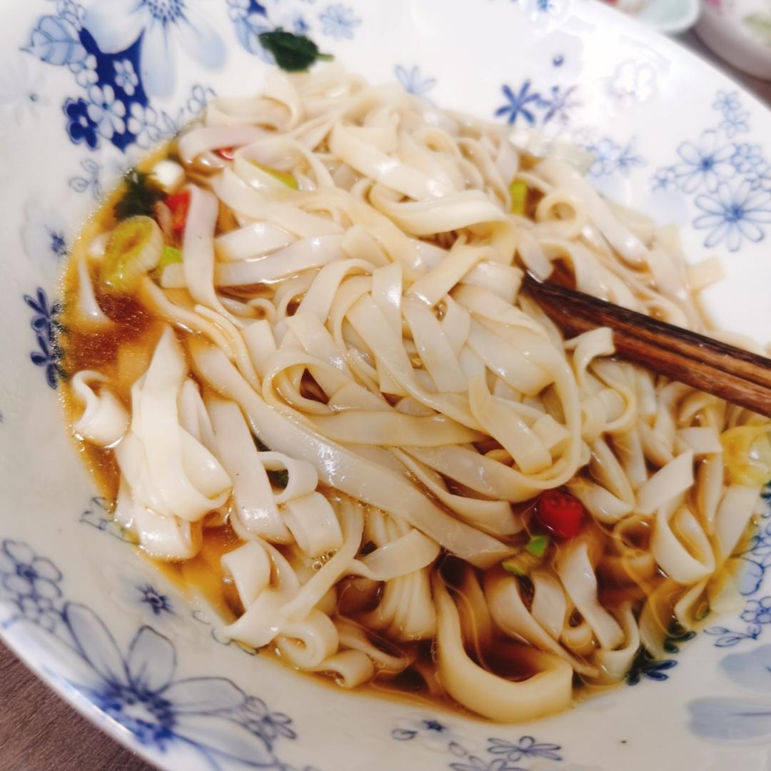 一碗热汤面