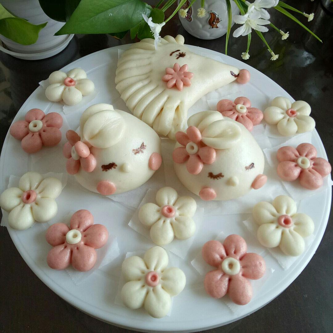 爱烘焙的奶奶做的花样早餐-1