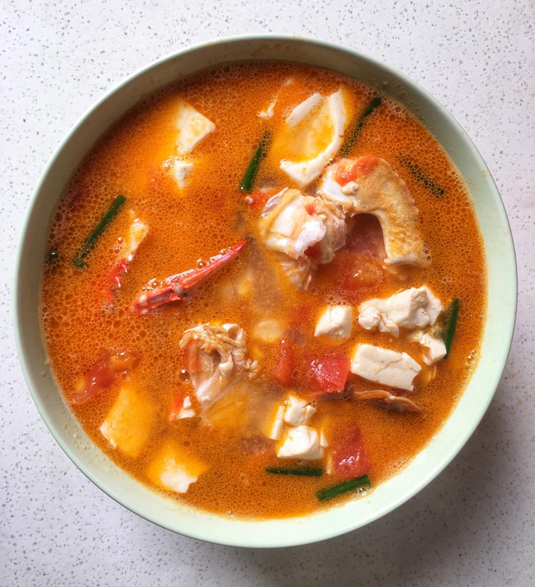 蕃茄梭子蟹豆腐煲