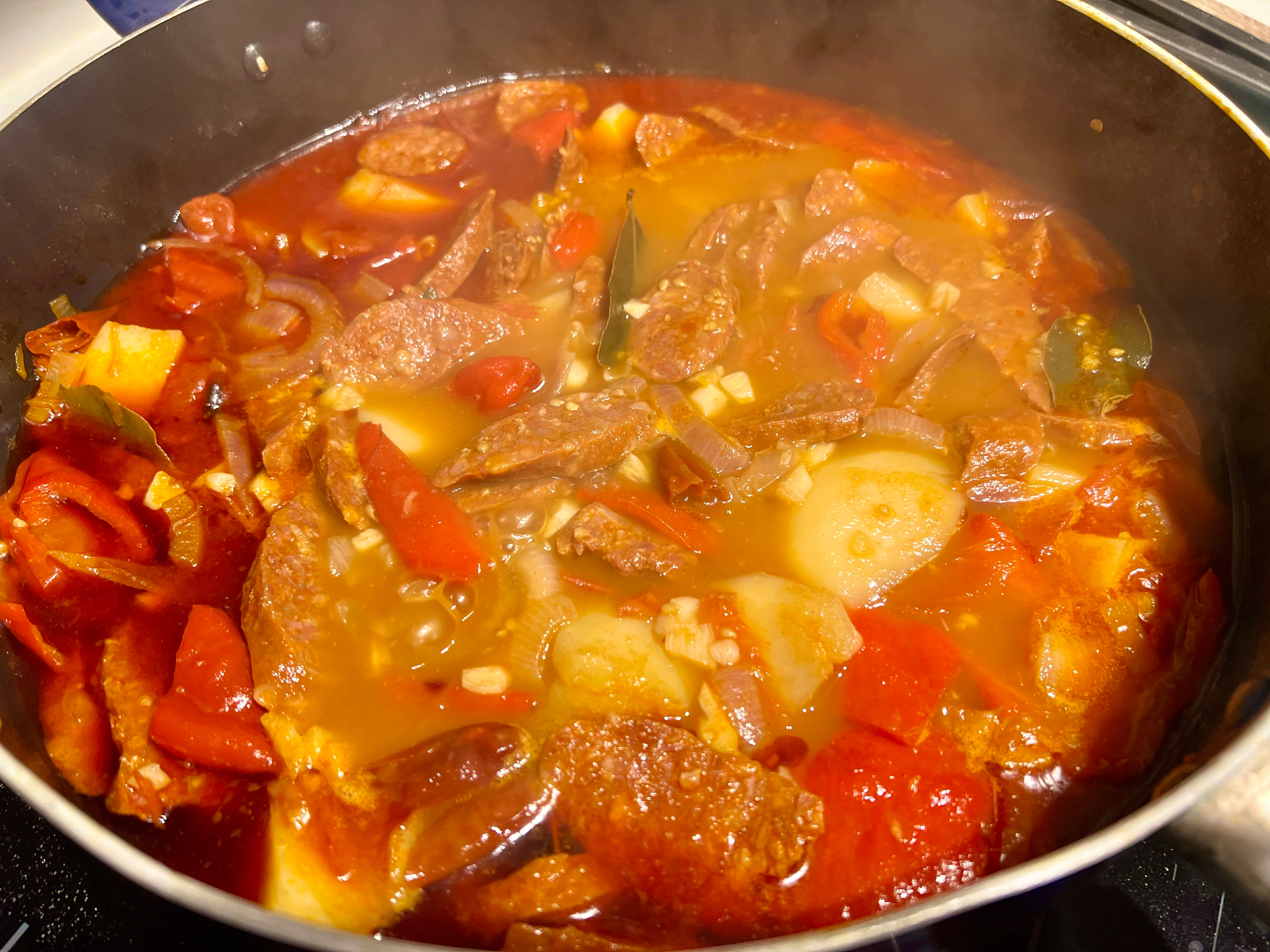 西班牙番茄肉肠炖土豆的做法
