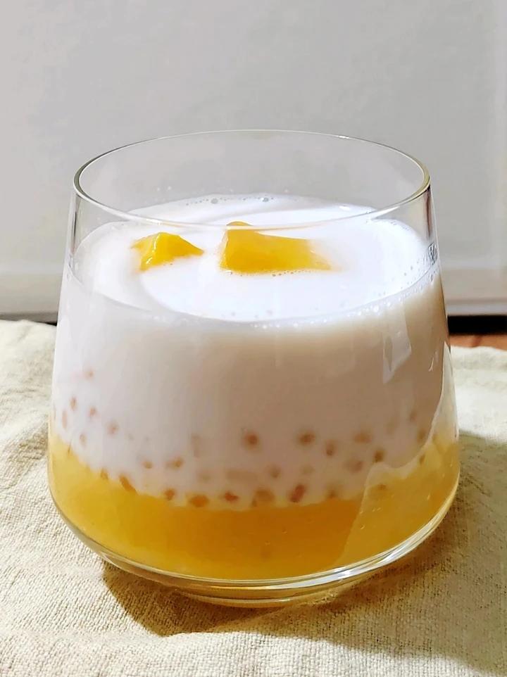 港式甜品——杨枝甘露(芒果西米露)附芒果花切法