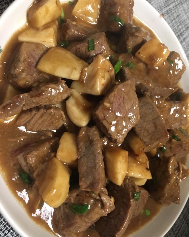 家常菜~杏鲍菇烧牛肉粒